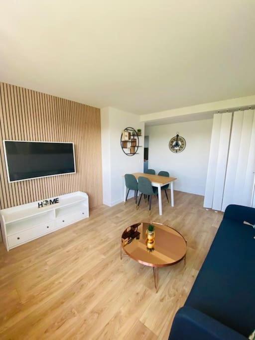 Magnifique Appartement De 4 Chambres 8 Personnes Max A 20 Minutes De Paris Antony Buitenkant foto